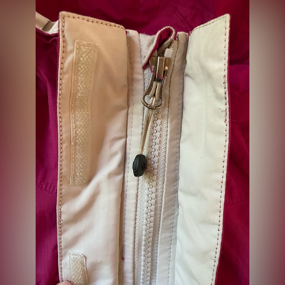 North Face Windbreaker - Picture 2 of 6